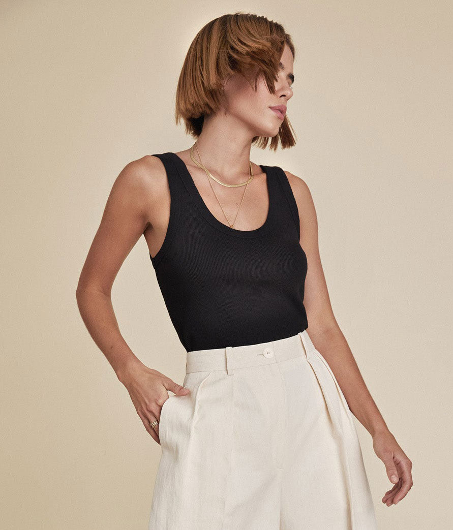 The Scoop It Up Tank