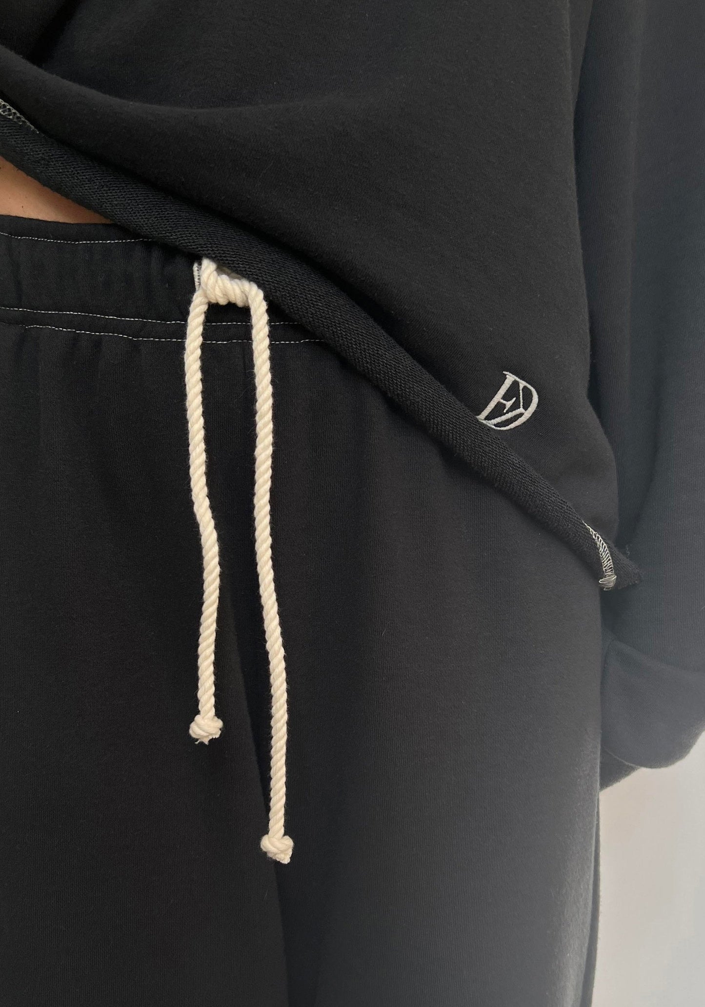 The Reset Sweatpant in Pepper