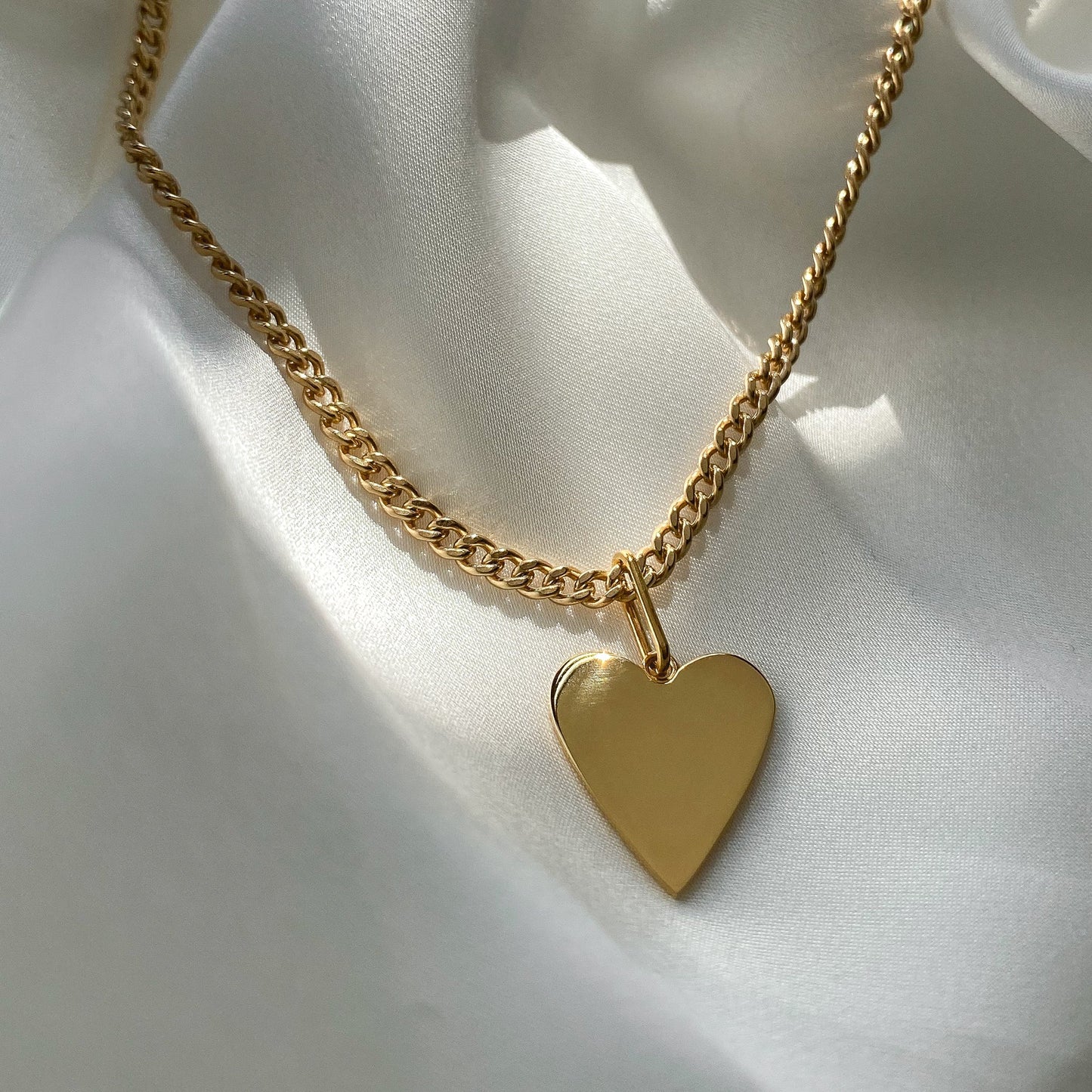 Amaya Heart Curb Necklace